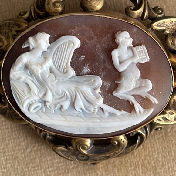 Cameo pendant and brooch 3” by 2 1/4” - Picture 4 of 14